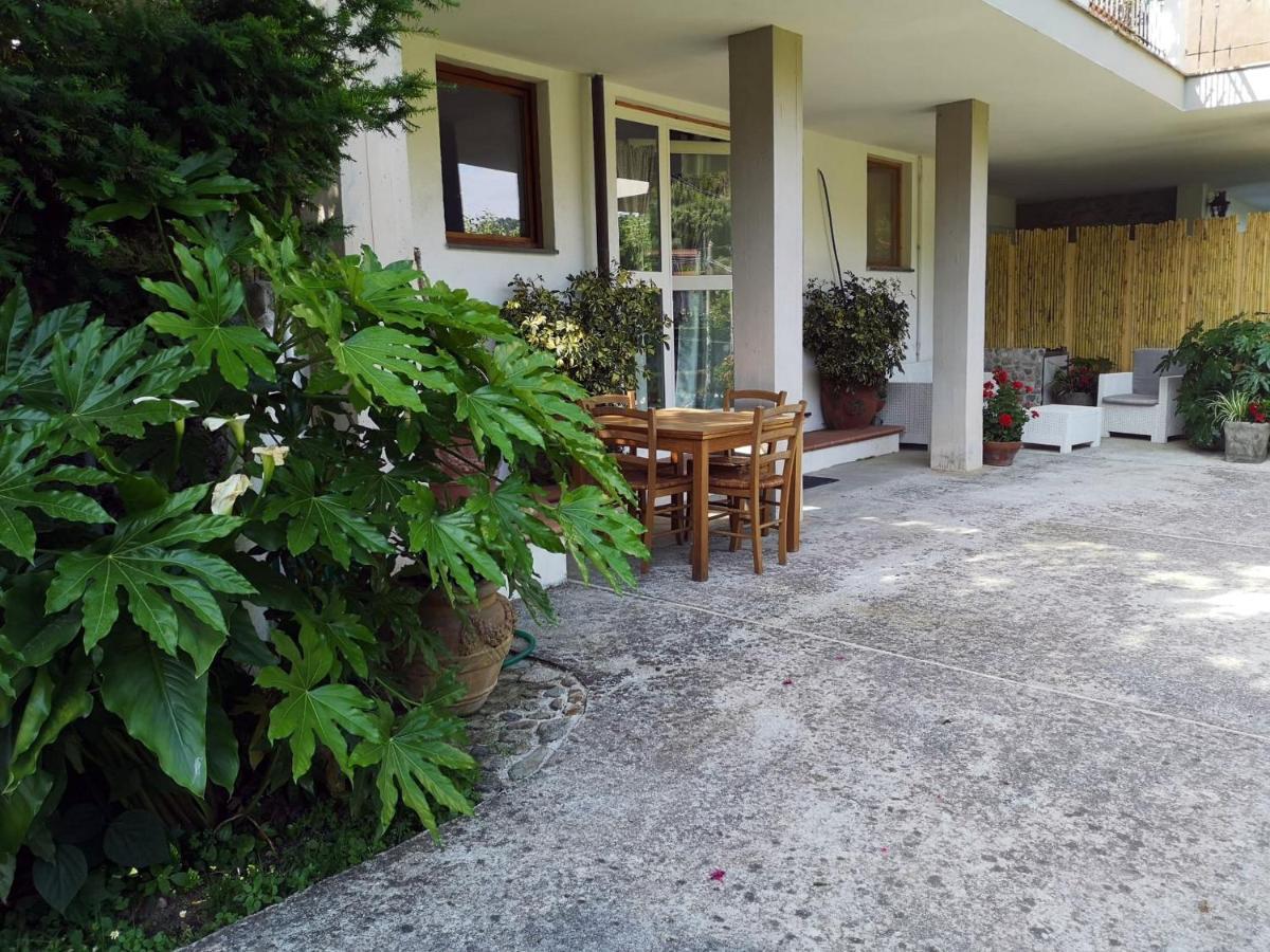 피에트라산타 Parte Di Casa Con Giardino E Piscina 빌라 외부 사진